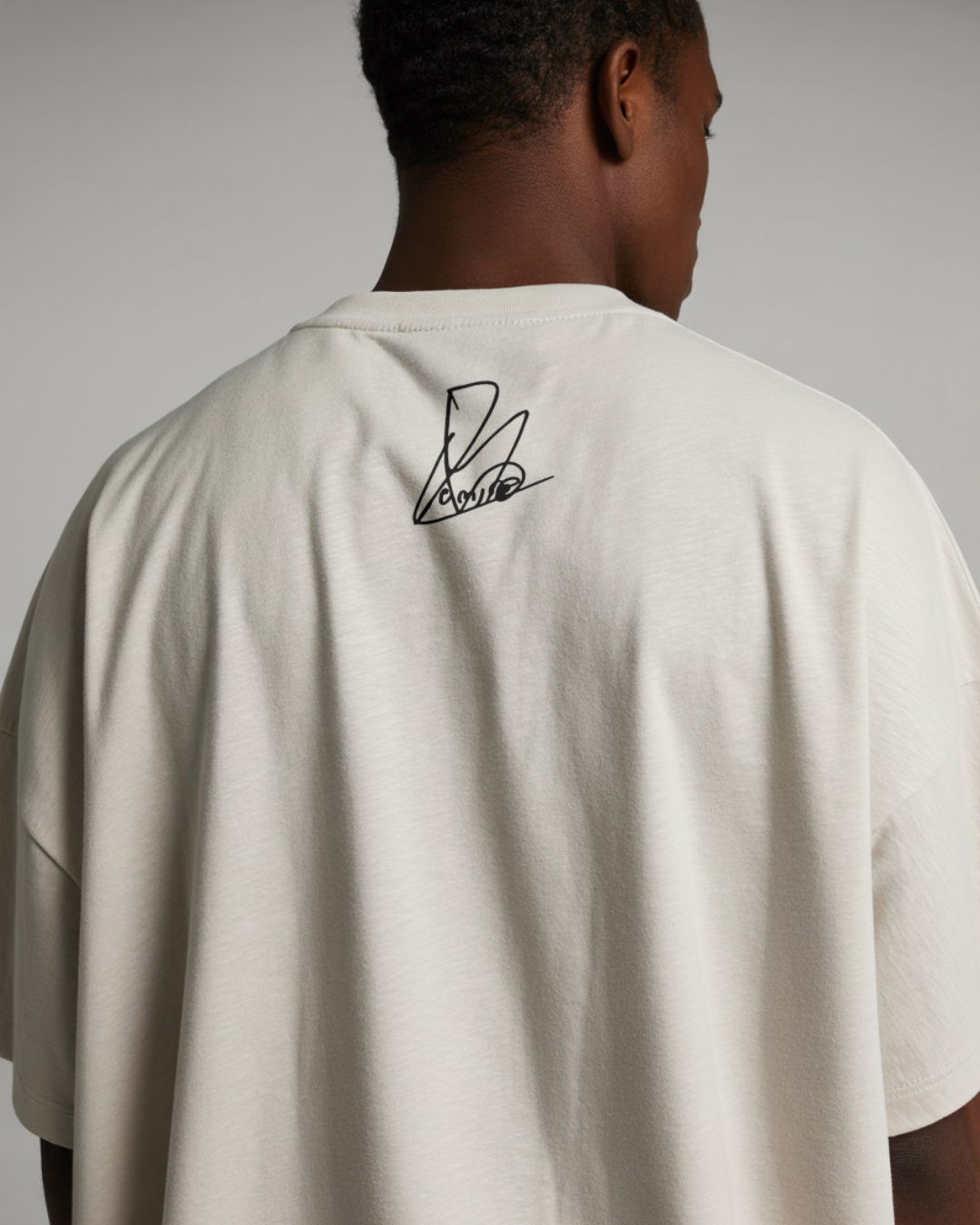 LAMINE YAMAL TEE BOXY FIT WITH SIGNATURE